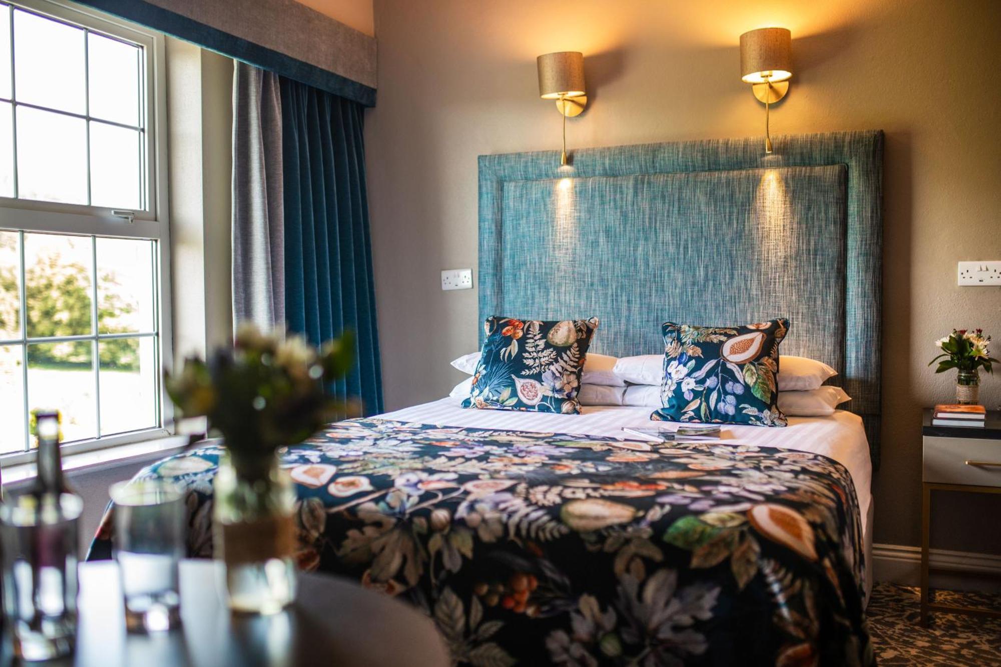 Falls Hotel & Spa Ennistimon Kültér fotó